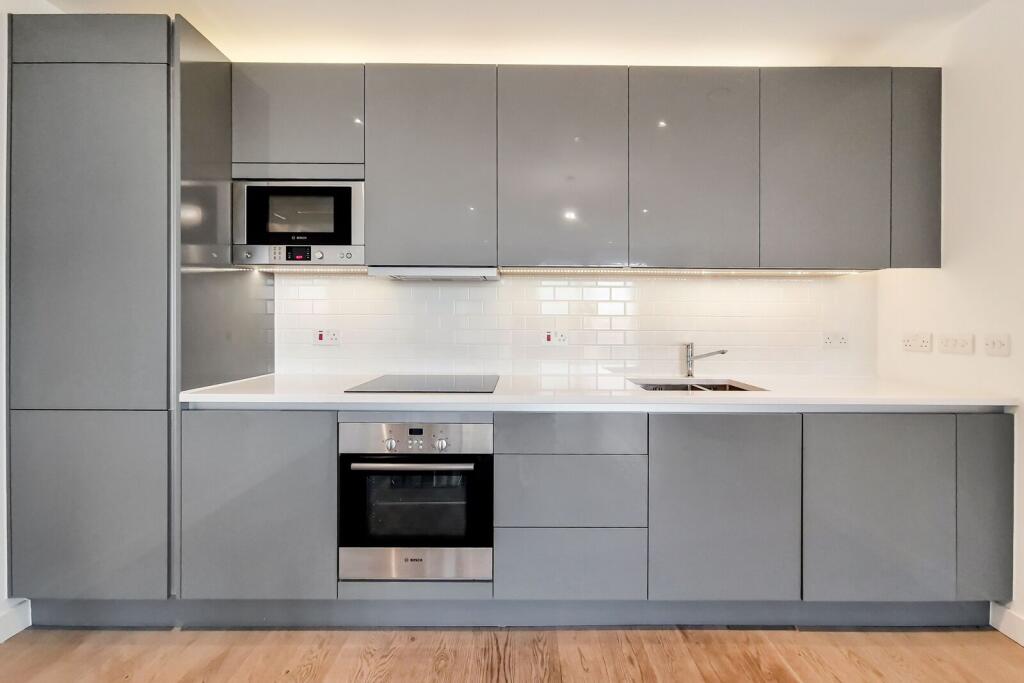 Apartment in London, Bermondsey Village, Walworth - View 3