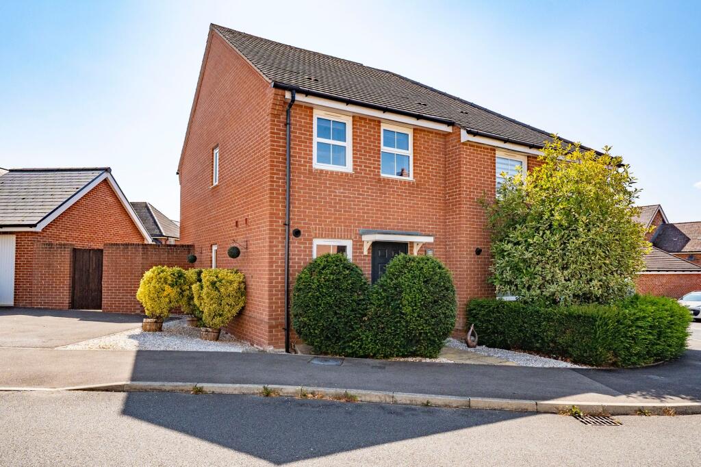 Main image of property: Fleece Close, Andover, SP11