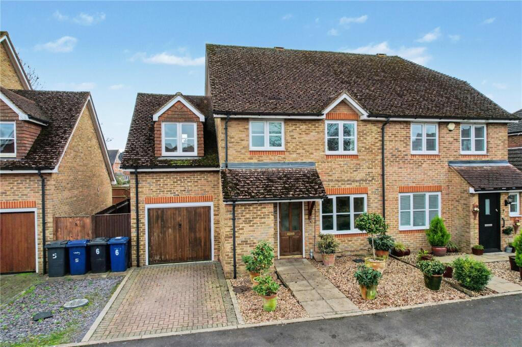 Main image of property: Green Croft, Badshot Lea, Farnham, Surrey, GU9