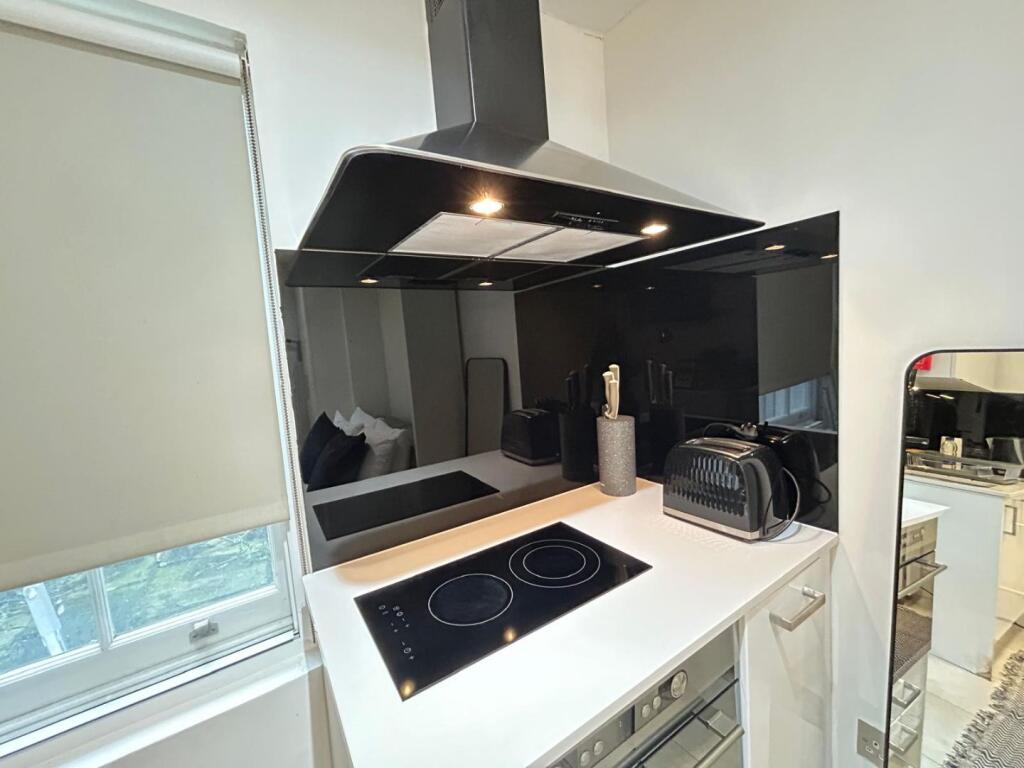 Studio flat for rent