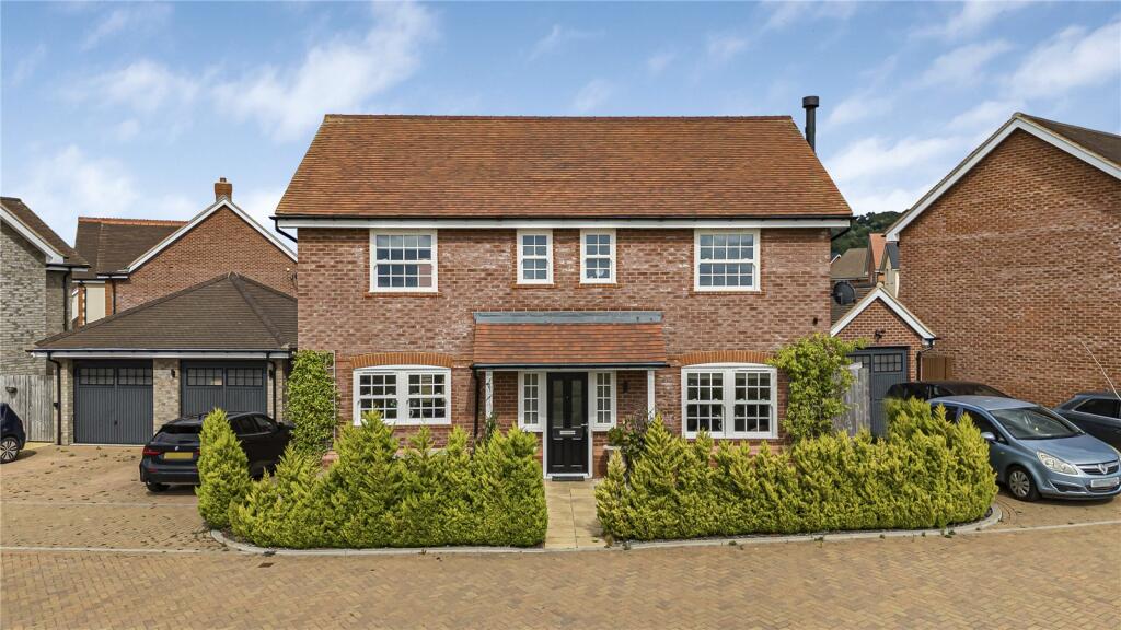 Main image of property: Littlemoor Field, Chinnor, OX39