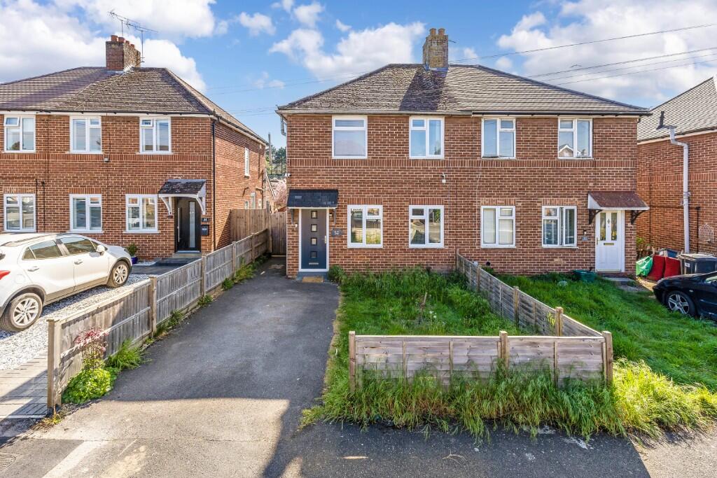 Main image of property: Cromwell Road, Newbury, Berkshire, RG14 2HL