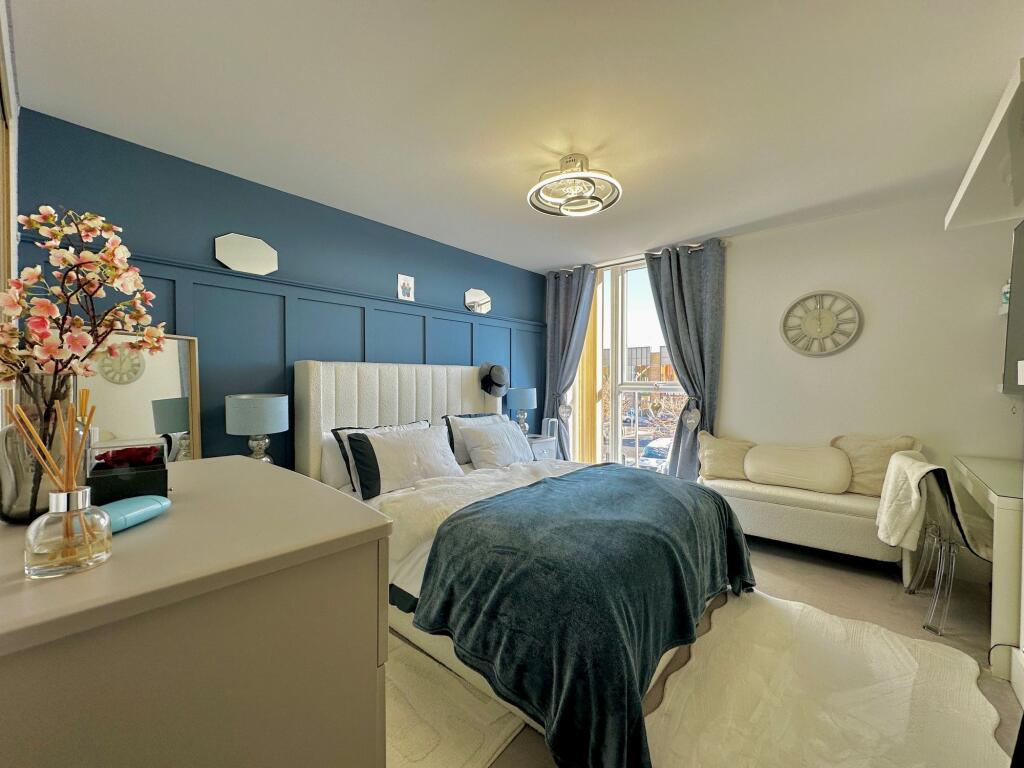 1-bed flat on Fen Street, Brooklands, MK10, £85,100