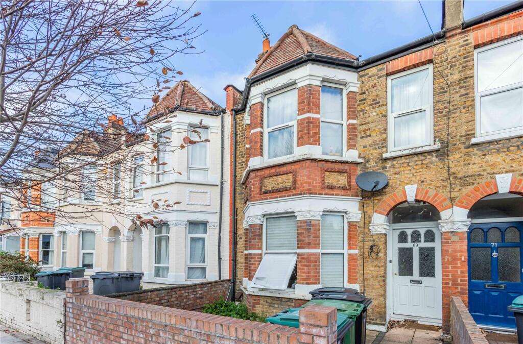 Main image of property: Roseberry Gardens, London, N4
