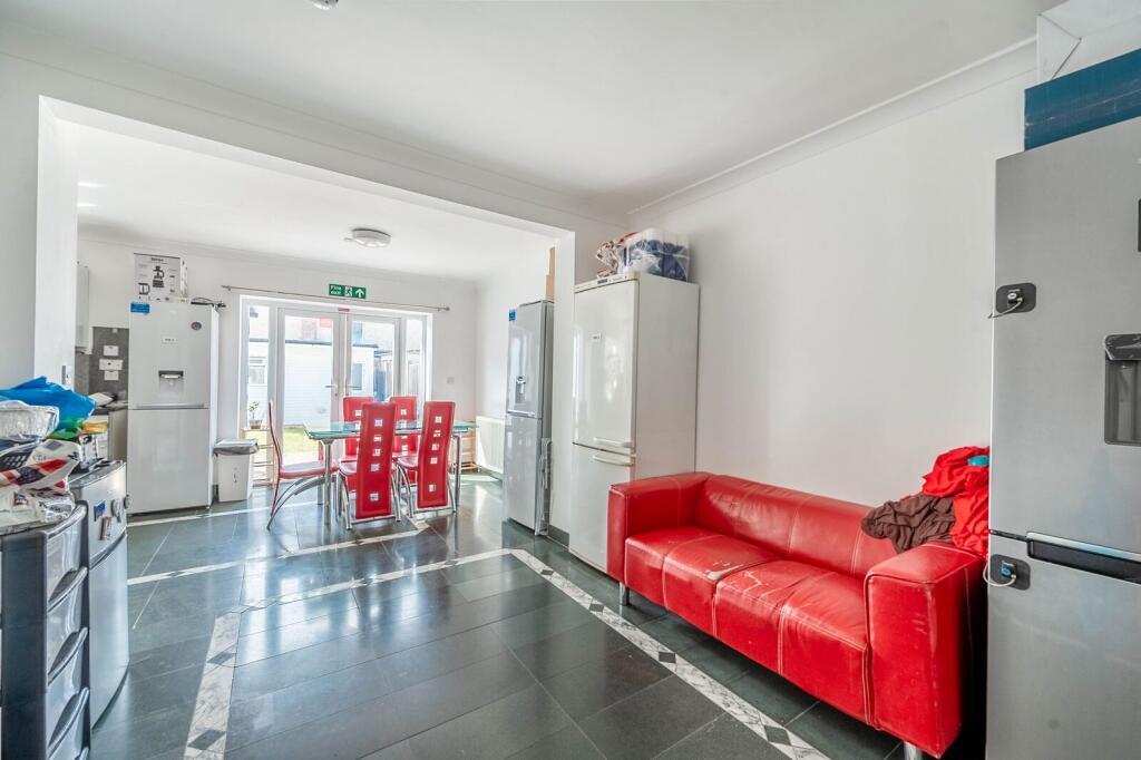 Main image of property: Lyncroft Avenue, Pinner, HA5