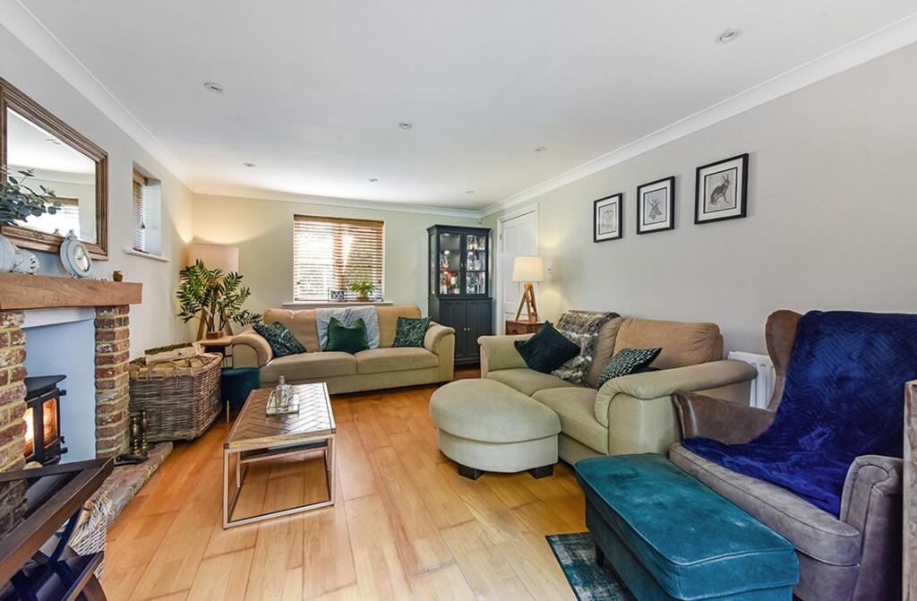 Boundary Acre, Bursledon, SO31 photo 3