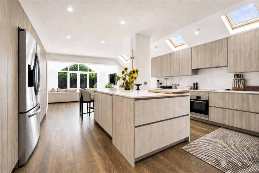 Main image of property: Inglethorpe Street, London, SW6