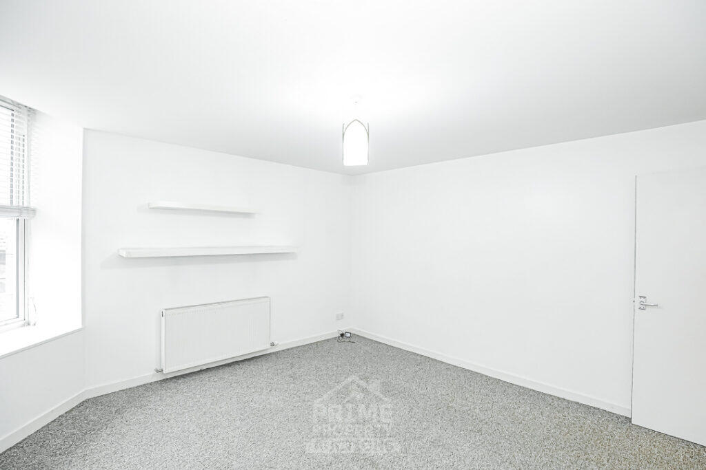 Apartment in Aberdeen, City Centre - View 3