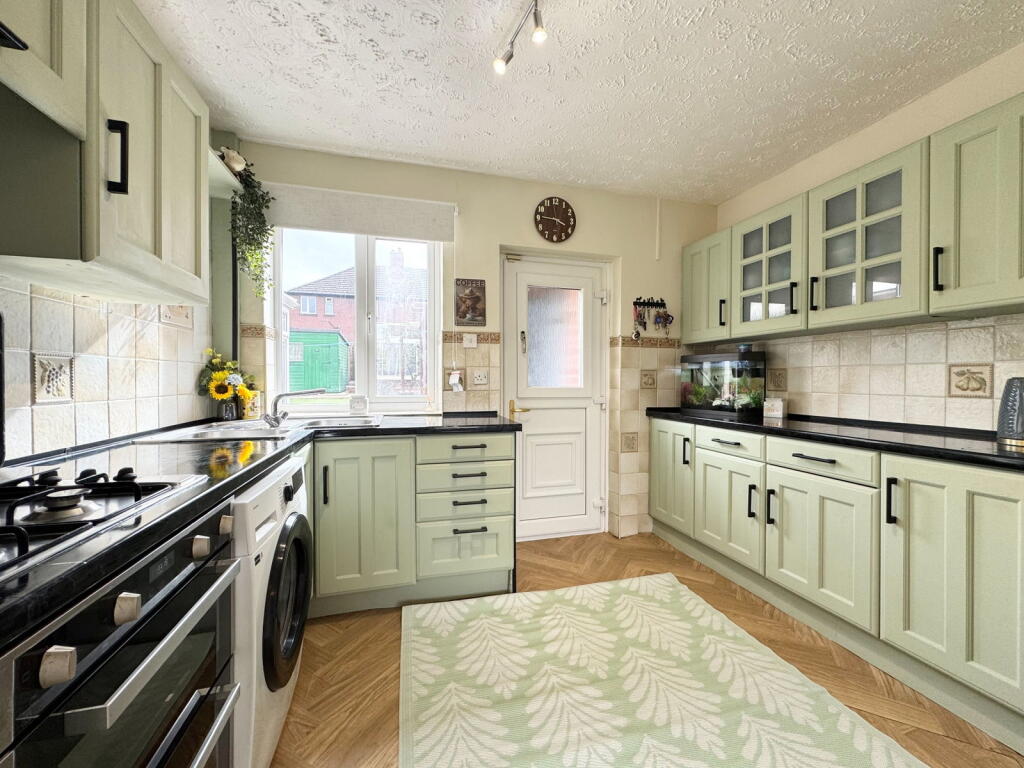 House in Sheffield, The Green, Penistone - View 5