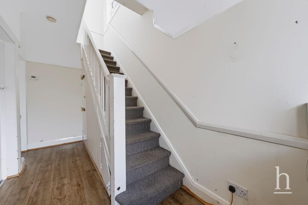 House in Wirral, Liverpool City Region - View 5