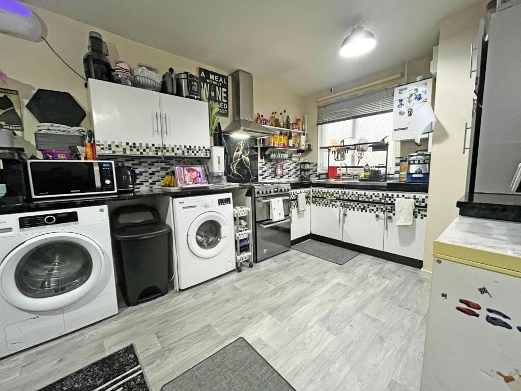 Winyates, Orton Goldhay, Peterborough photo 3