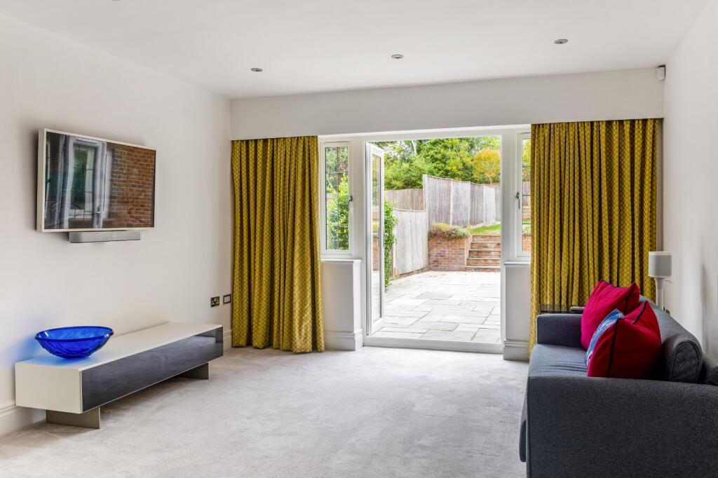 House in Elmbridge, Clarendon Park - View 4