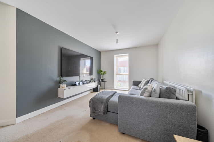 Apartment in Northampton, St Crispin's, Upton - View 3