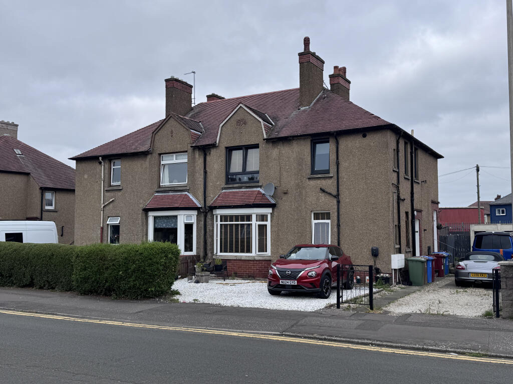 Main image of property: 81 Abbots Road, Grangemouth, Falkirk
