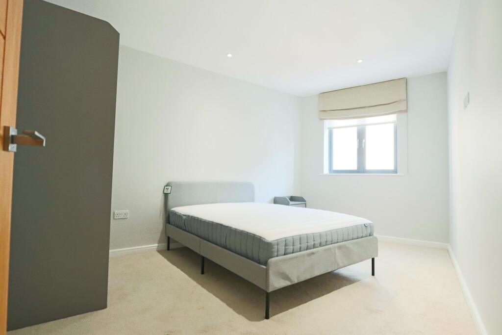 2 bedroom maisonette for rent