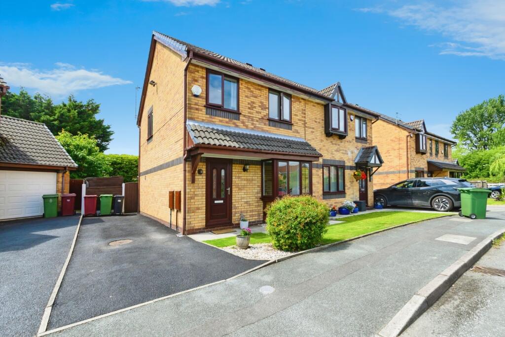 Main image of property: Haseley Close, Radcliffe, Manchester, Greater Manchester, M26