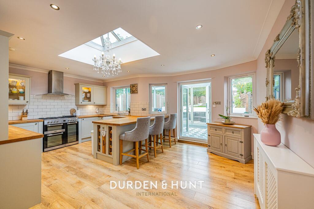 Cascade Road, Buckhurst Hill, IG9 photo 2