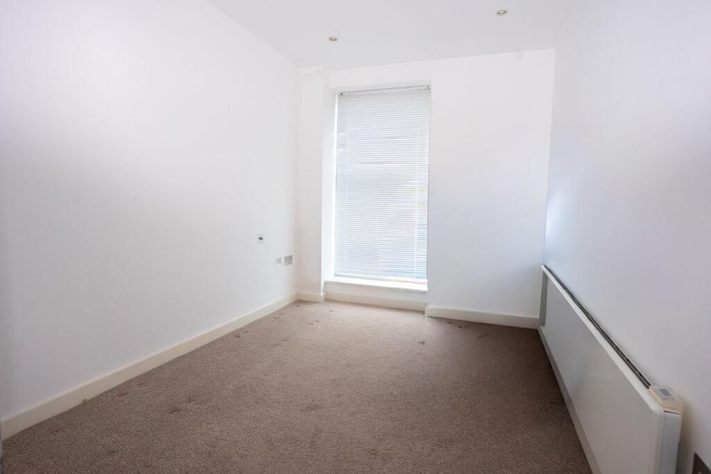 Apartment in Liverpool - View 5