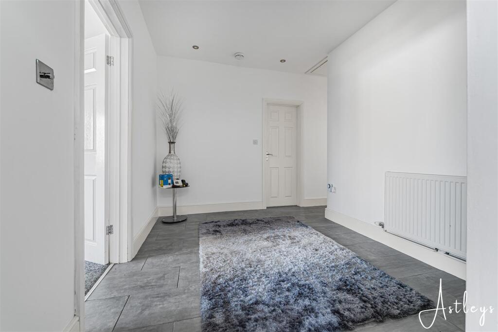 House in Swansea - View 2
