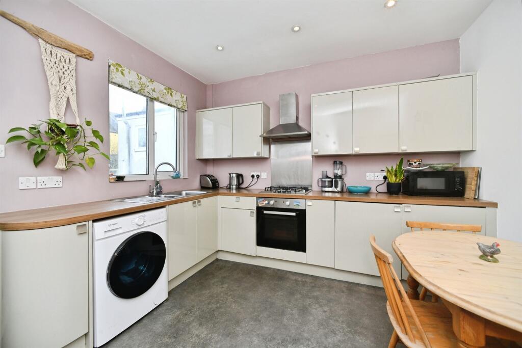 2 bedroom terraced house for sale in Sandown Road, Brighton, BN2 – pohled 4