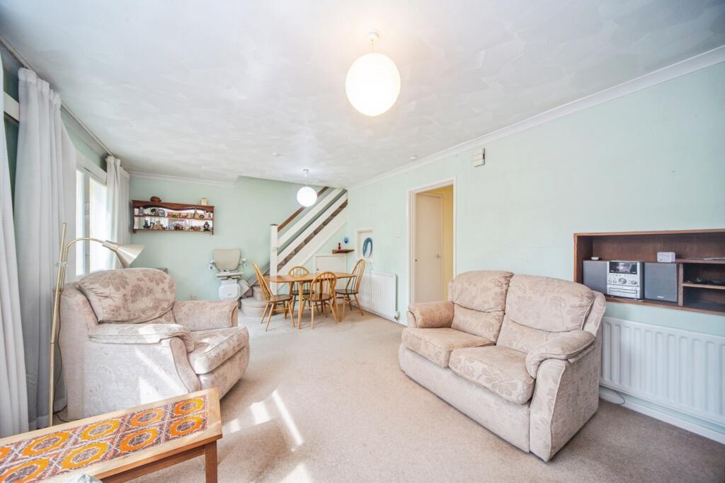 House in Eastleigh, Oakmount, Chandler's Ford - View 4