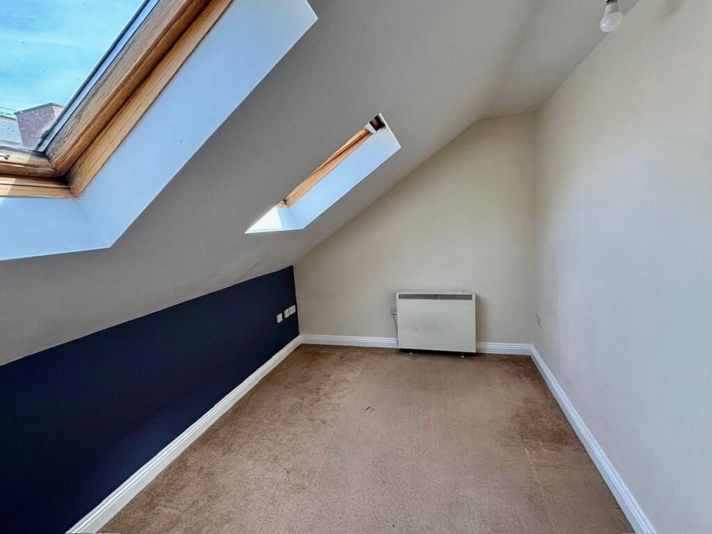 Apartment in Bournemouth, Boscombe - View 5