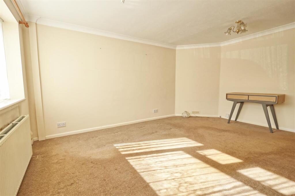 House in Stevenage - View 5