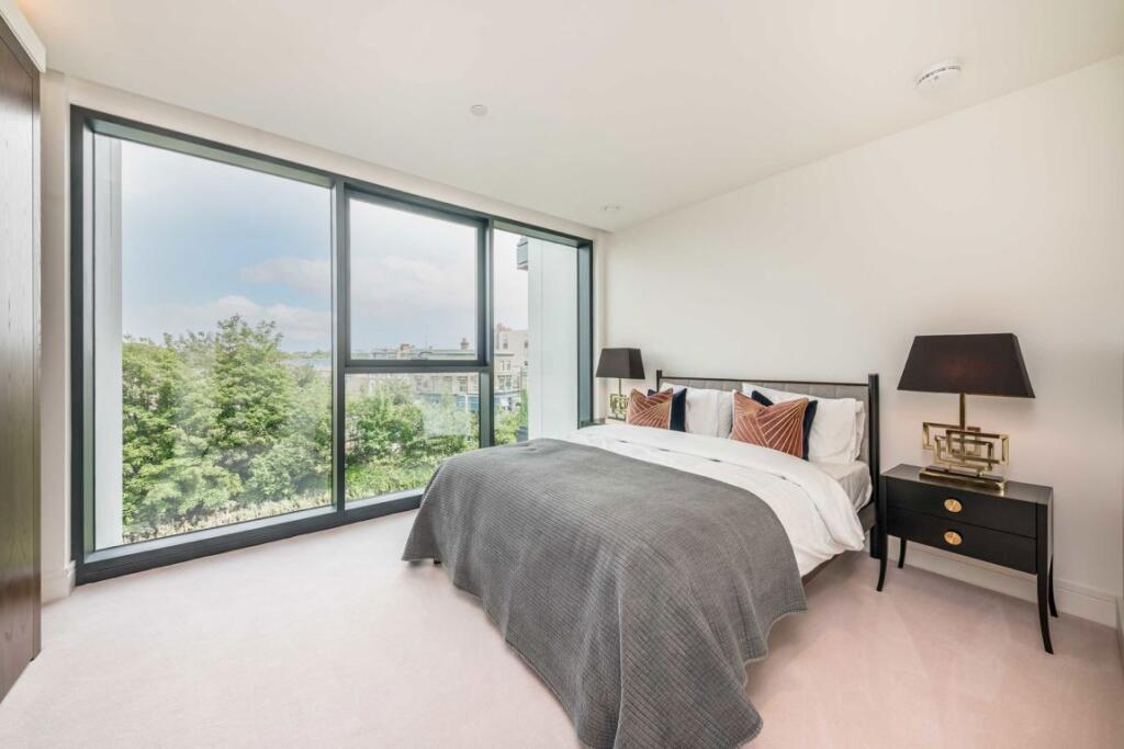 Apartment in London - More