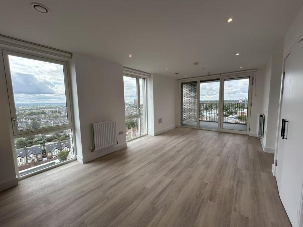 Apartment in London - View 5