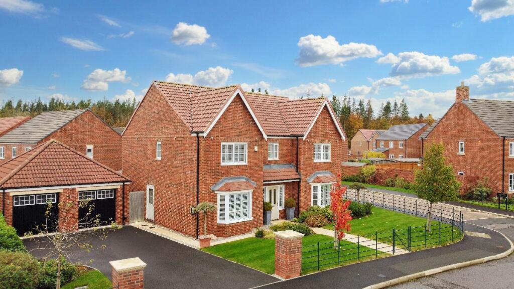 5-bed detached on Summer Lane, Wynyard, TS22, £500,000