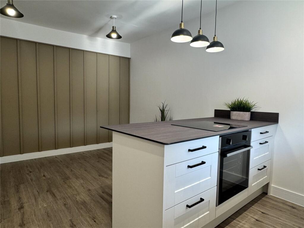 Main image of property: London Road, Gloucester, GL1
