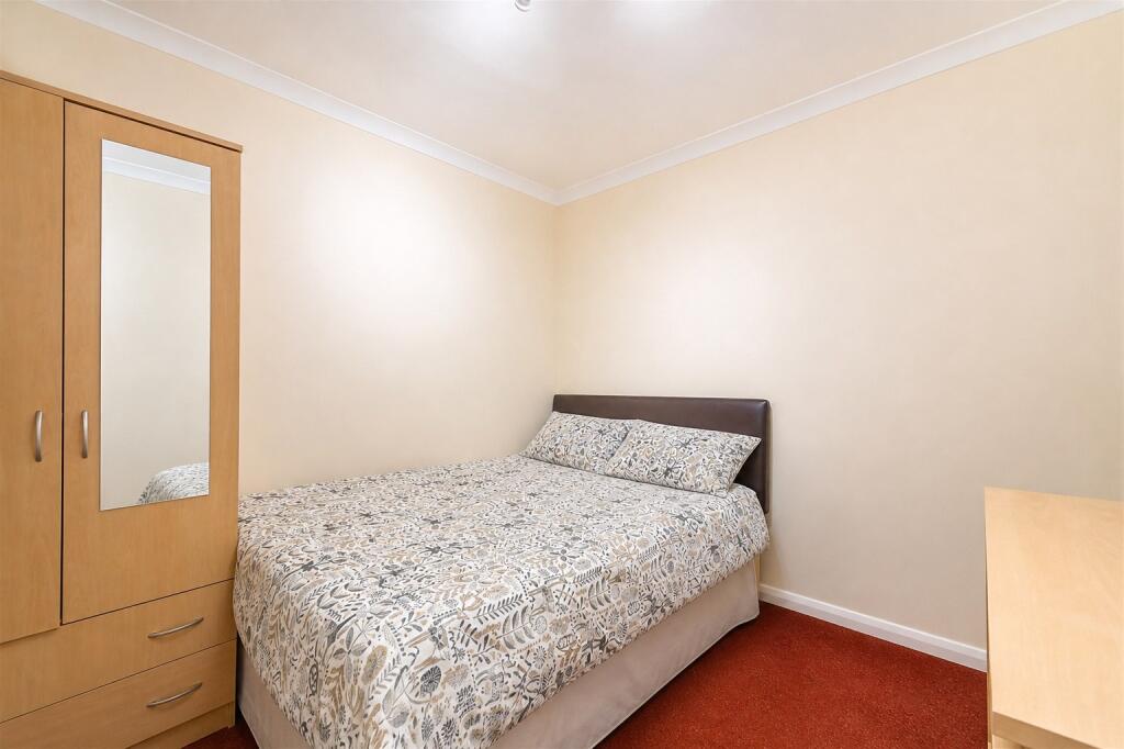 5 bedroom house for rent