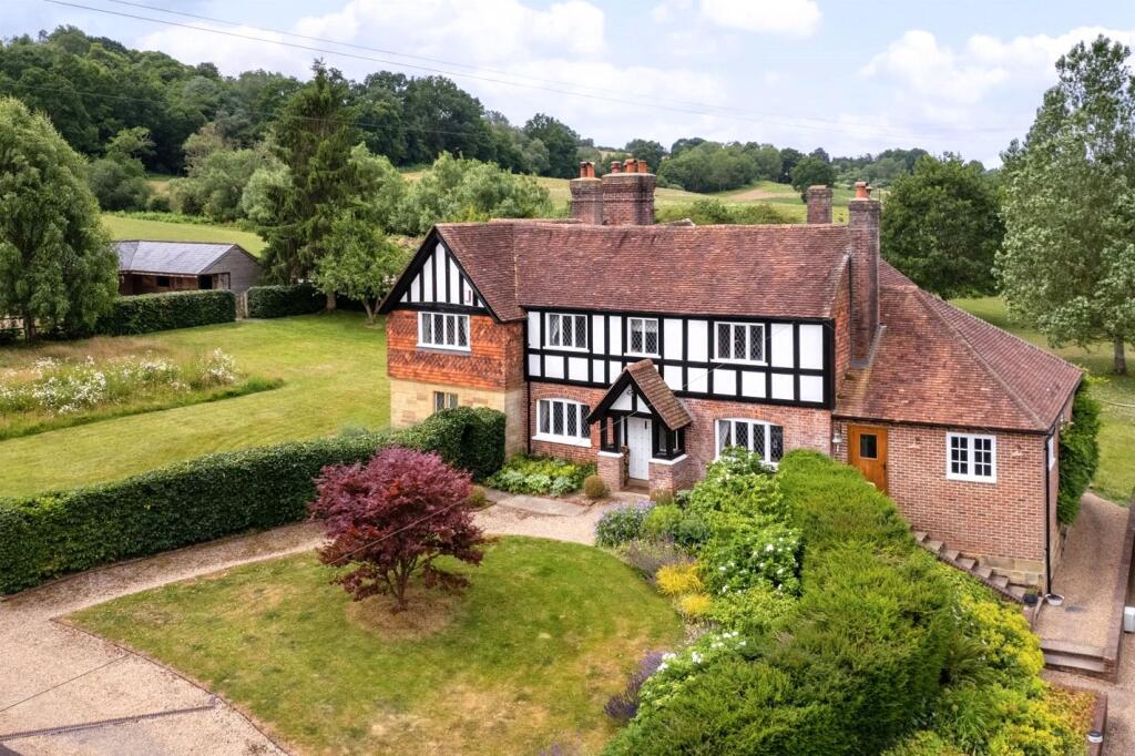 Main image of property: Barden Road, Speldhurst, Tunbridge Wells, Kent, TN3