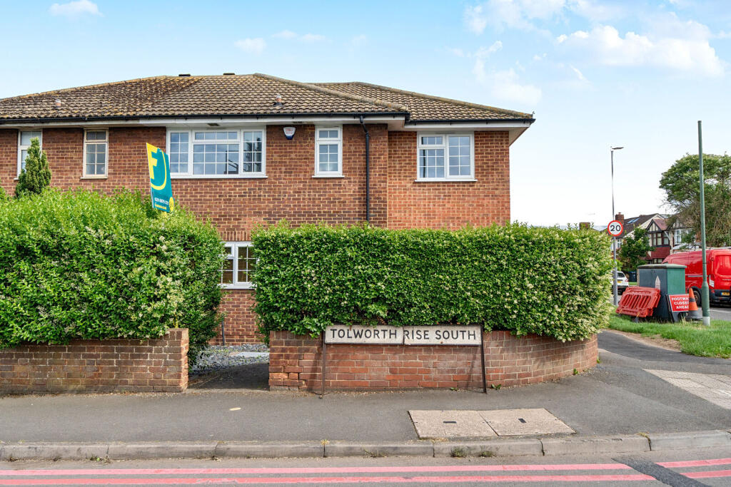 Main image of property: Tolworth Rise South, Surbiton, KT5