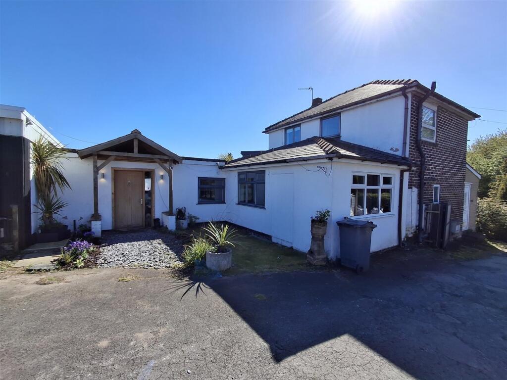 Main image of property: Kennels, Cattery & Equestrian businesses, Lancashire