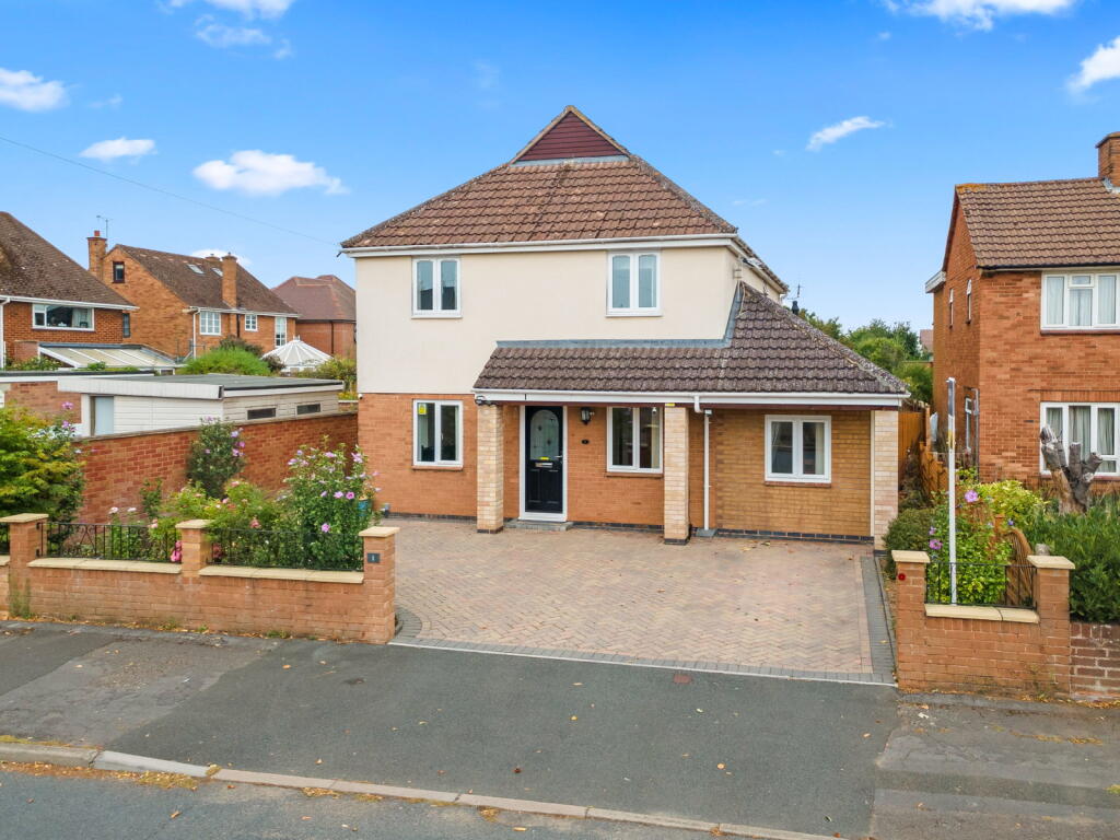 4-bed detached on Estcourt Close, Gloucester, GL1 3LP, £490,000