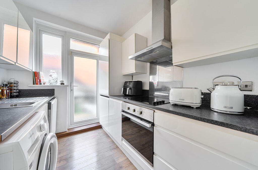 Apartment in London, South End, New Eltham - More