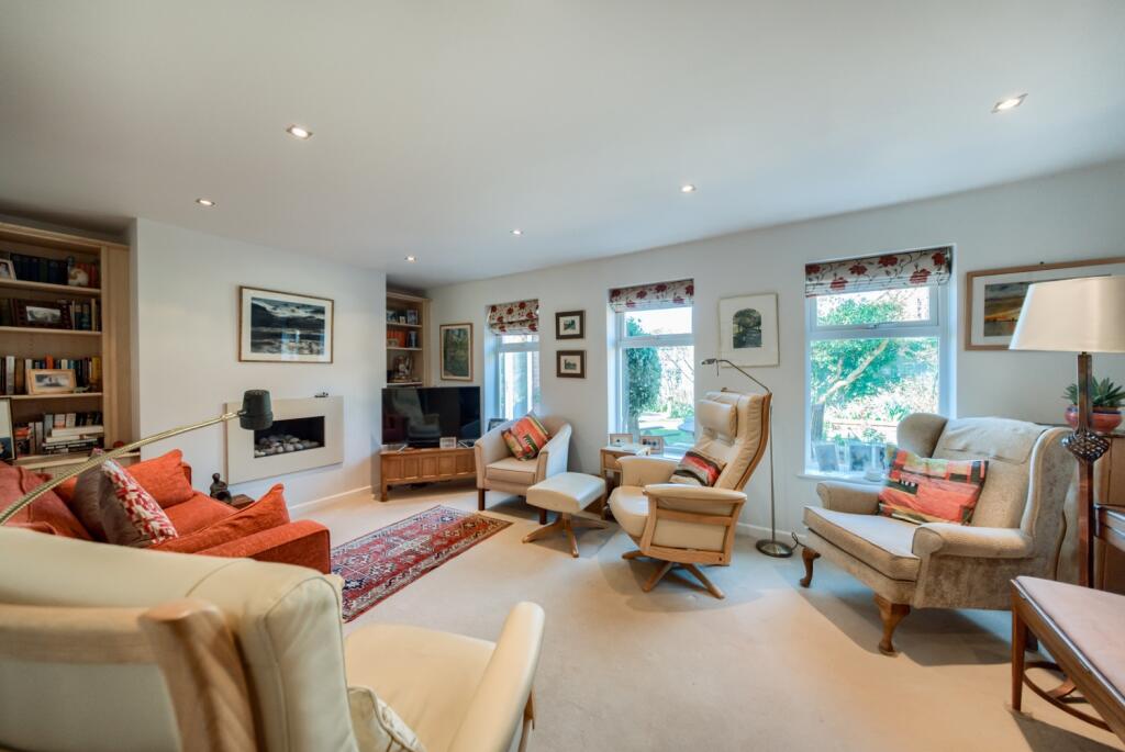 Eton Road, Stratford-upon-Avon, CV37 photo 5