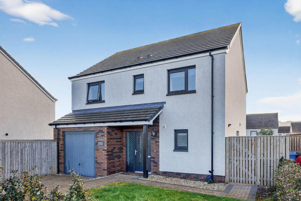 Main image of property: 71 Davaar Crescent, Doonfoot, KA7 4BS