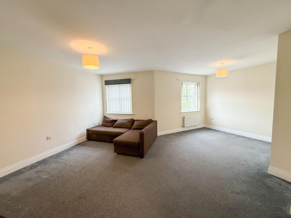 Apartment in Newcastle upon Tyne - View 3