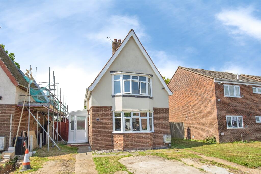 Main image of property: Seaview Avenue, Little Oakley, HARWICH