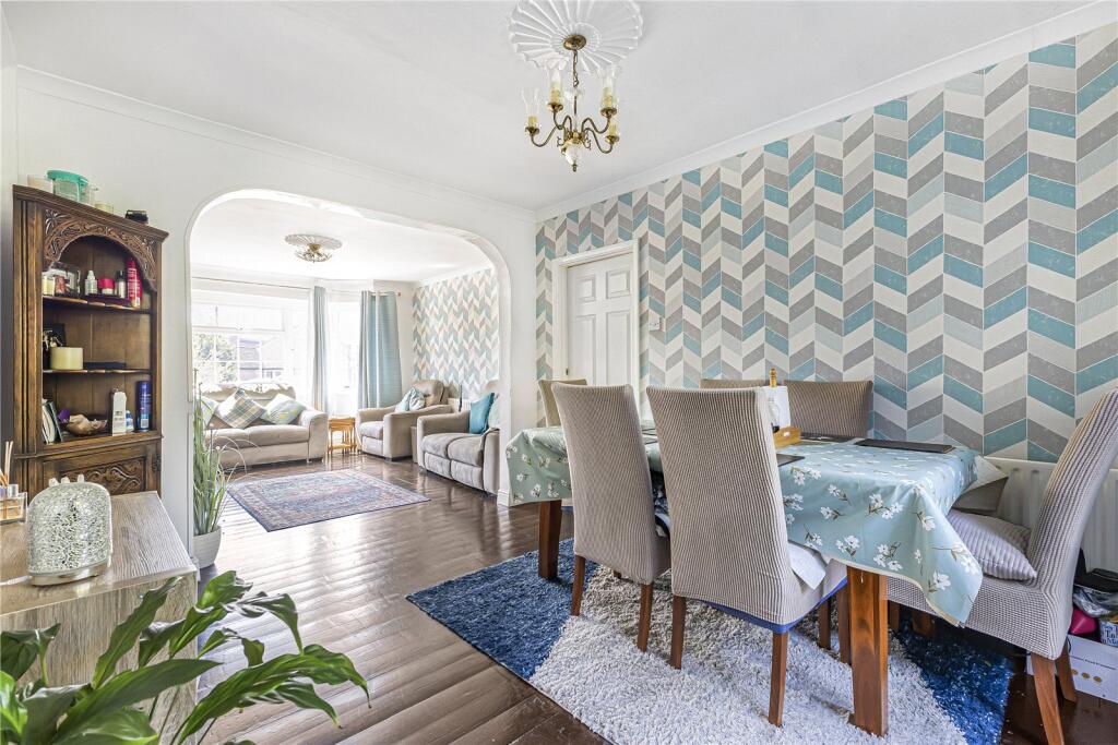 House in Swanley, Hextable - View 4