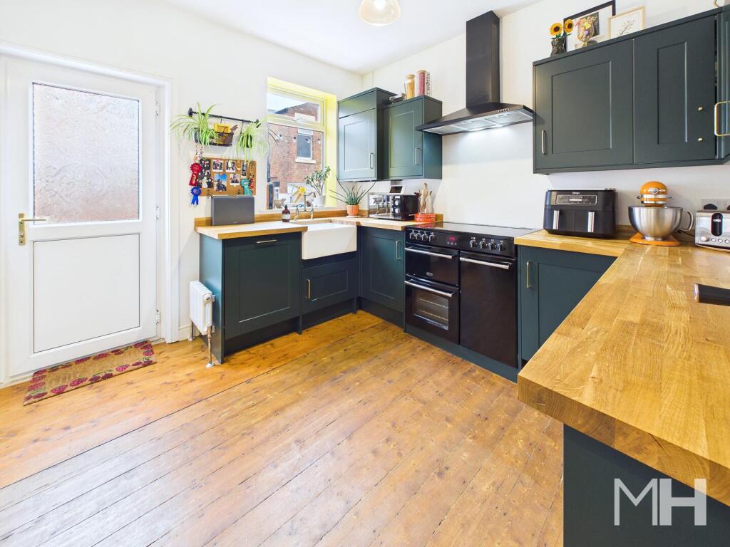 House in Preston - View 5