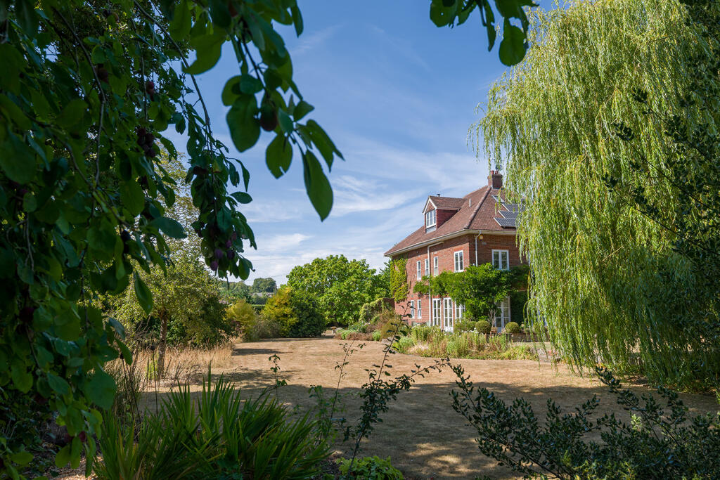 House in Streatley, West Berkshire - View 3