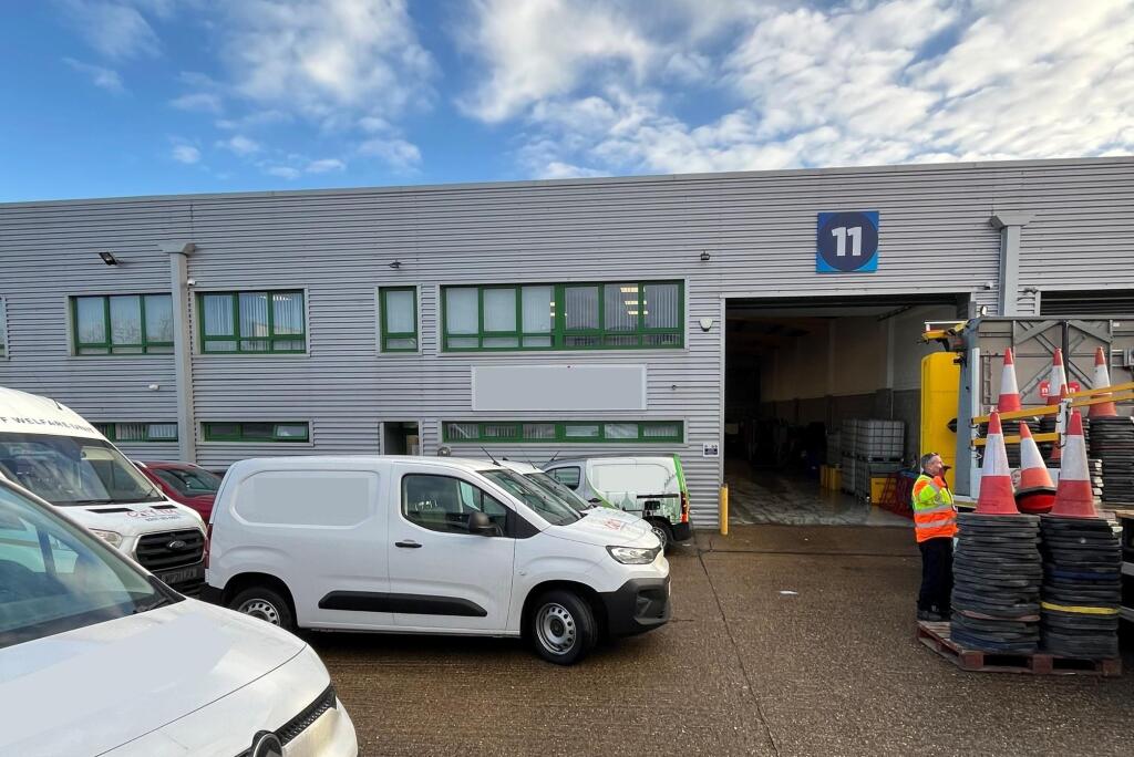 Napsbury Lane, North Orbital Commercial Park, St. Albans, Hertfordshire, AL1
