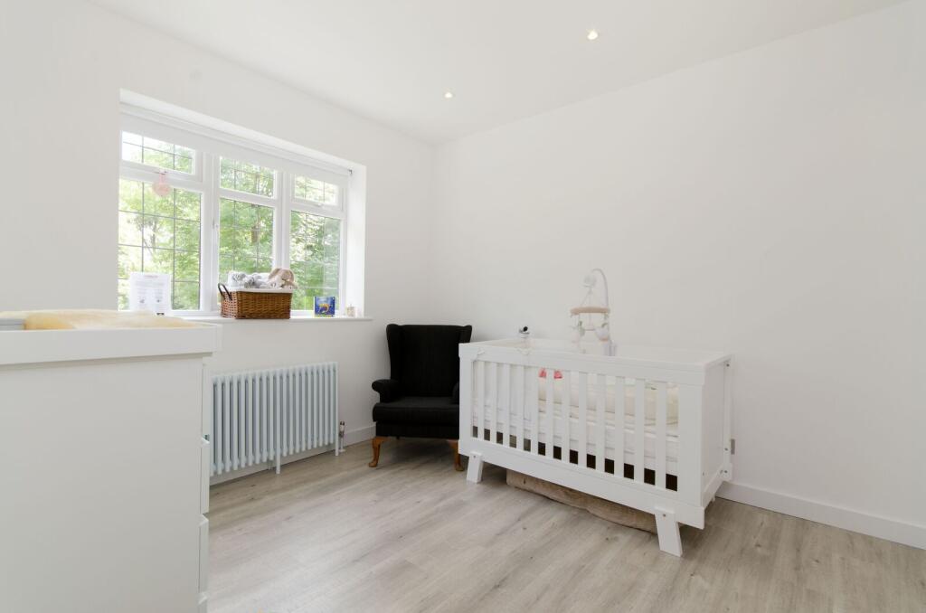 Apartment in London - More