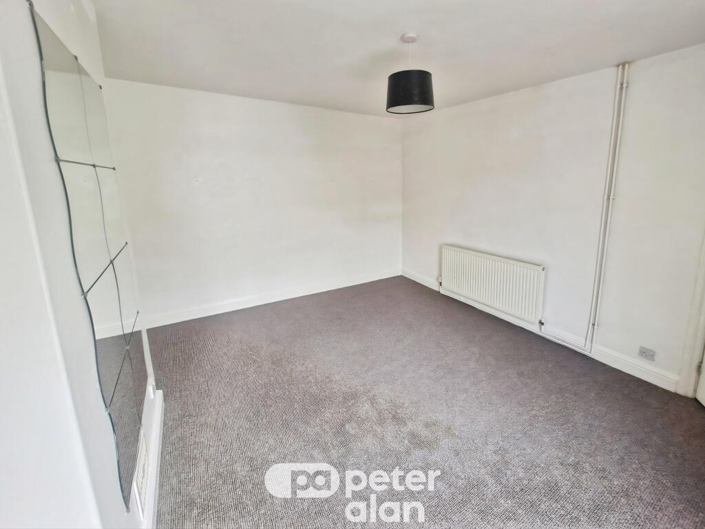 Apartment in Newport - View 5