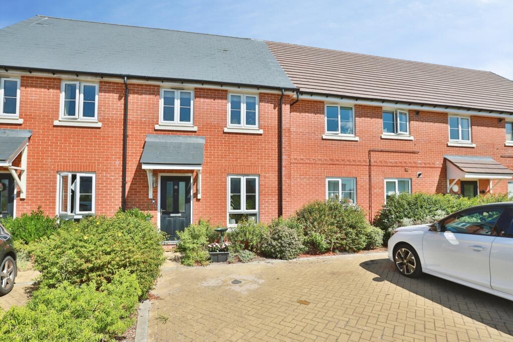Main image of property: Narrowleaf Drive, RINGWOOD, Hampshire, BH24