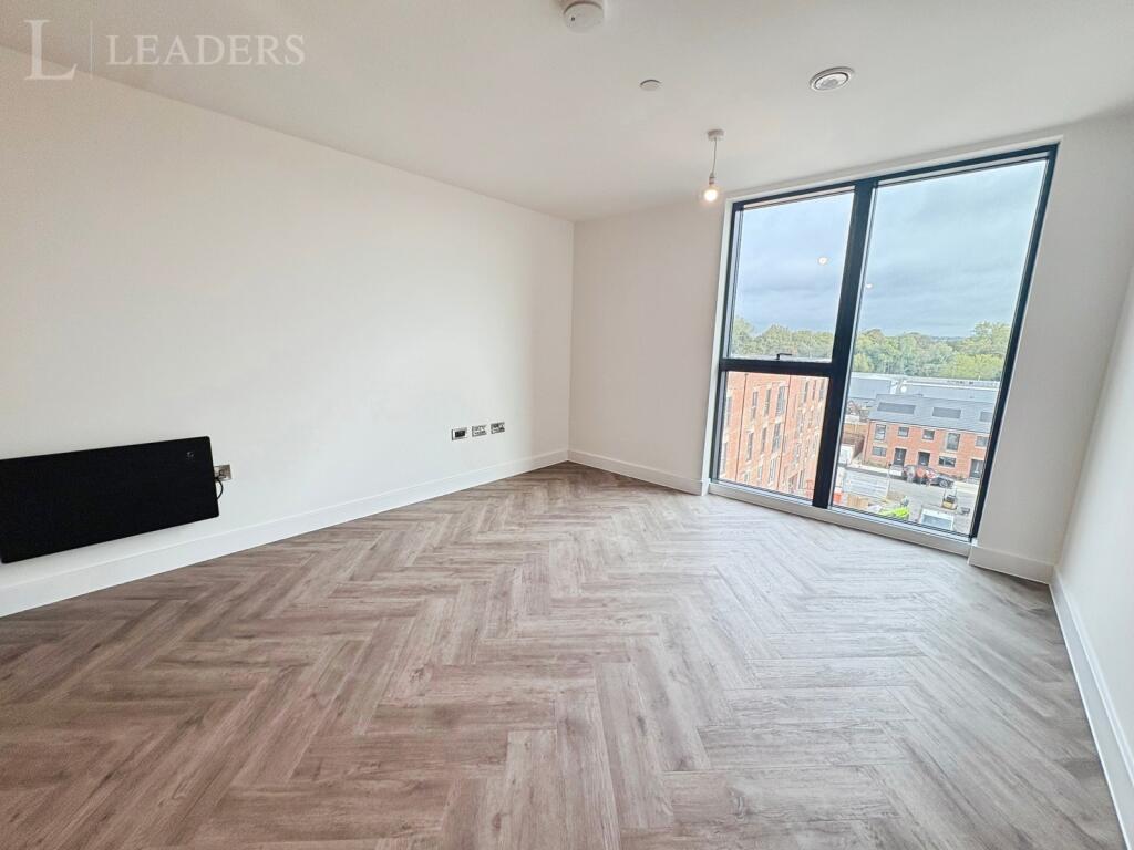 Apartment in Derby - View 3