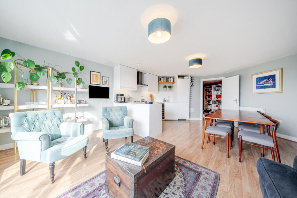 Main image of property: Clapham Road, Clapham, London, SW9